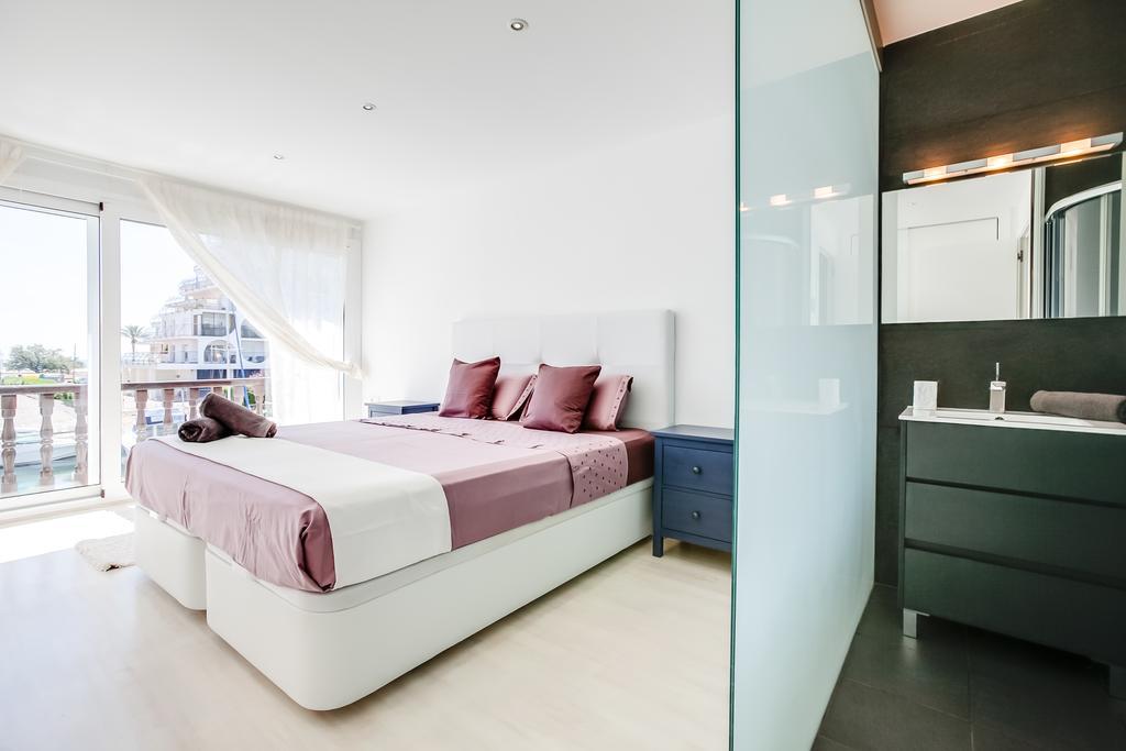 Vista Roses Mar - Casa Pescador Villa Empuriabrava Bagian luar foto